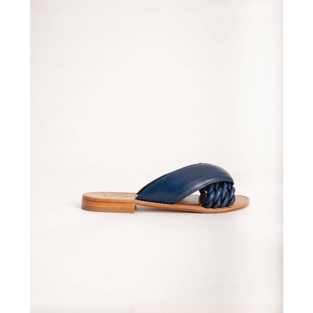 NEW SANTA BARBARA women's calzada twist slide in navy